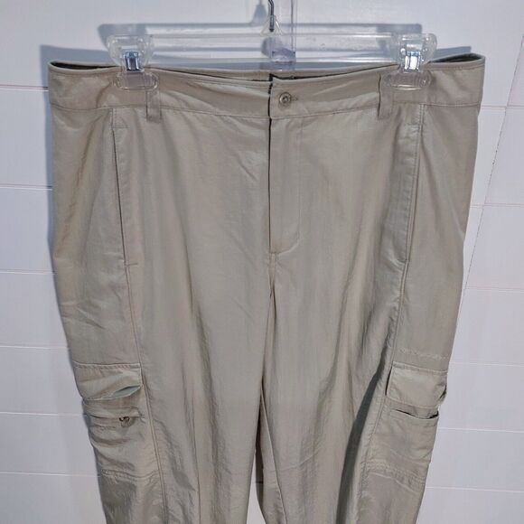 Columbia Women's Medium PFG Roll Up Pants Reg. Beige Omni Shade Hiking - Picture 2 of 12